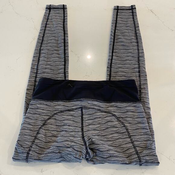 Lululemon Speed Tight‎ II Leggings Textured Wave Silver Spoon Black Size 6 - Picture 2 of 9